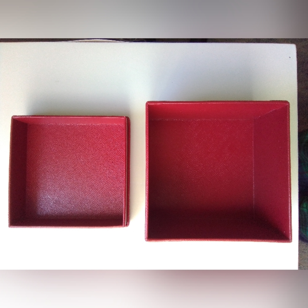 Authentic Cartier gift box (empty) - Picture 7 of 7